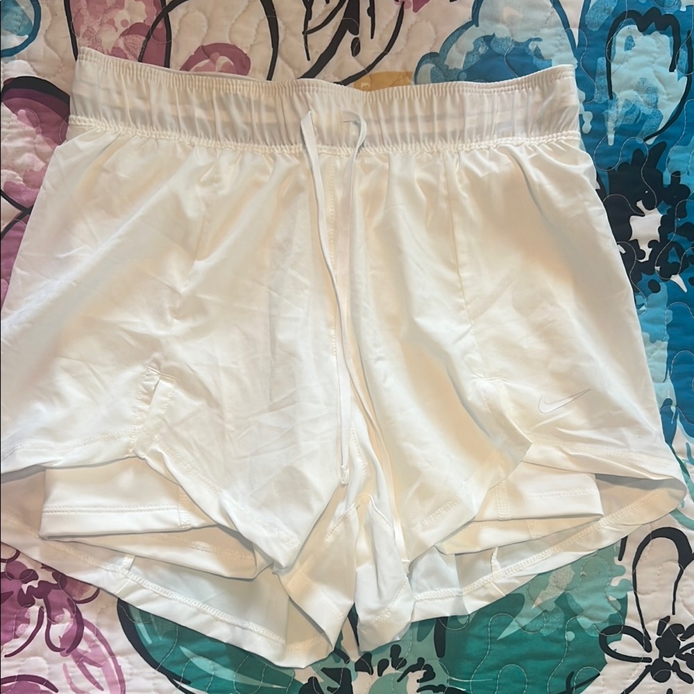 Nike Women's Athletic Shorts - White
